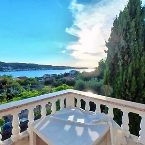 https://apartments-fafandjel.primorje-gorskikotar.com
