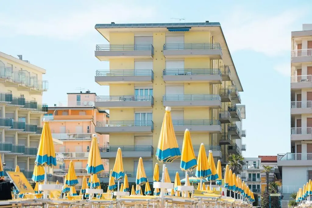 Apartman Blu Kobler - Ampio Appartamento Fronte Mare Lido di Jesolo